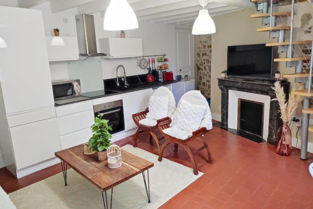 Charmant Duplex En Centre-Ville 勒芒 外观 照片